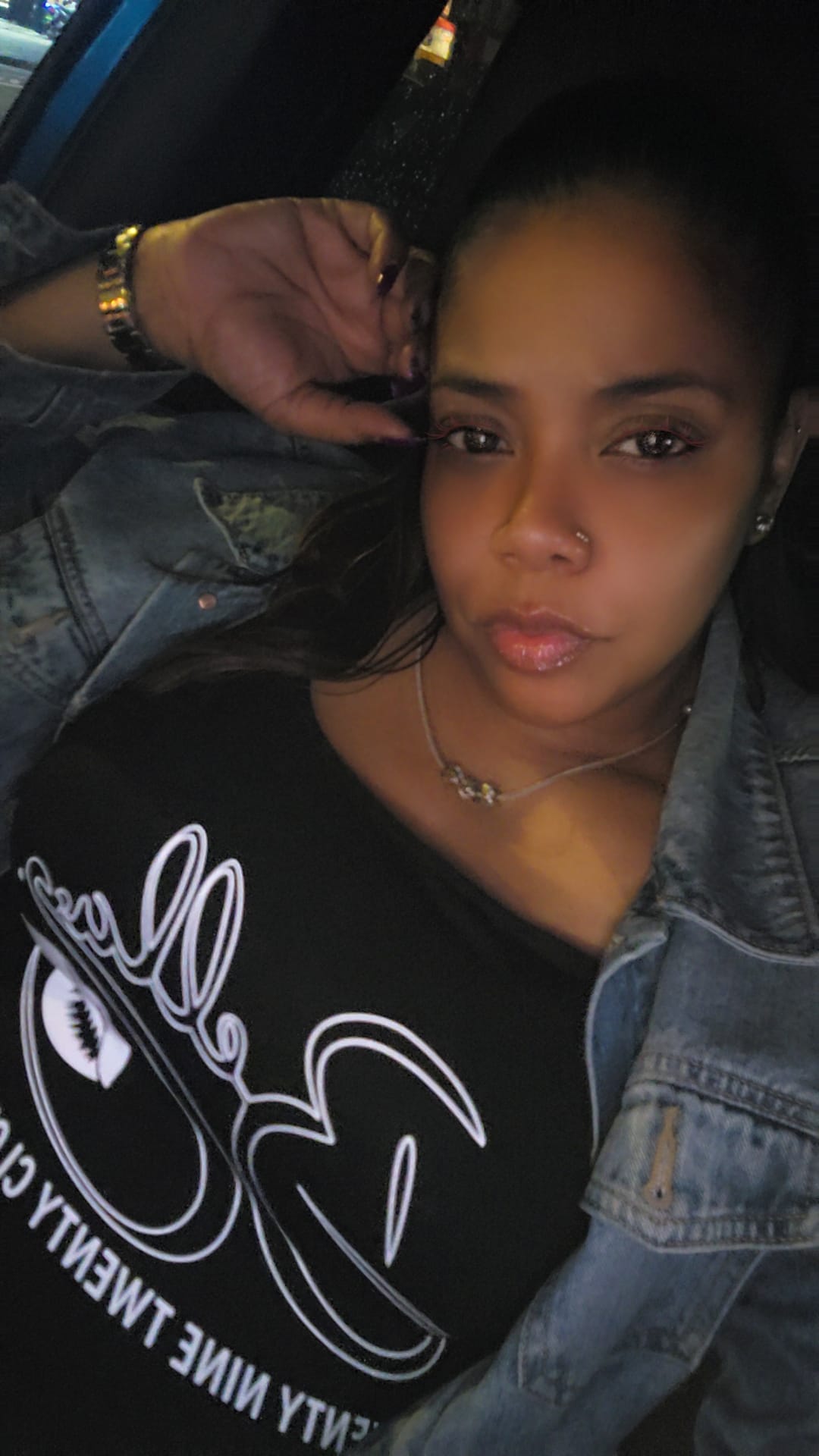 2920 BELLA EDITION TEE